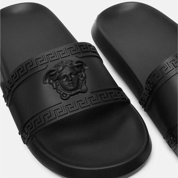 Versace PALAZZO SLIDERS, almost like NWT. - Picture 2 of 4